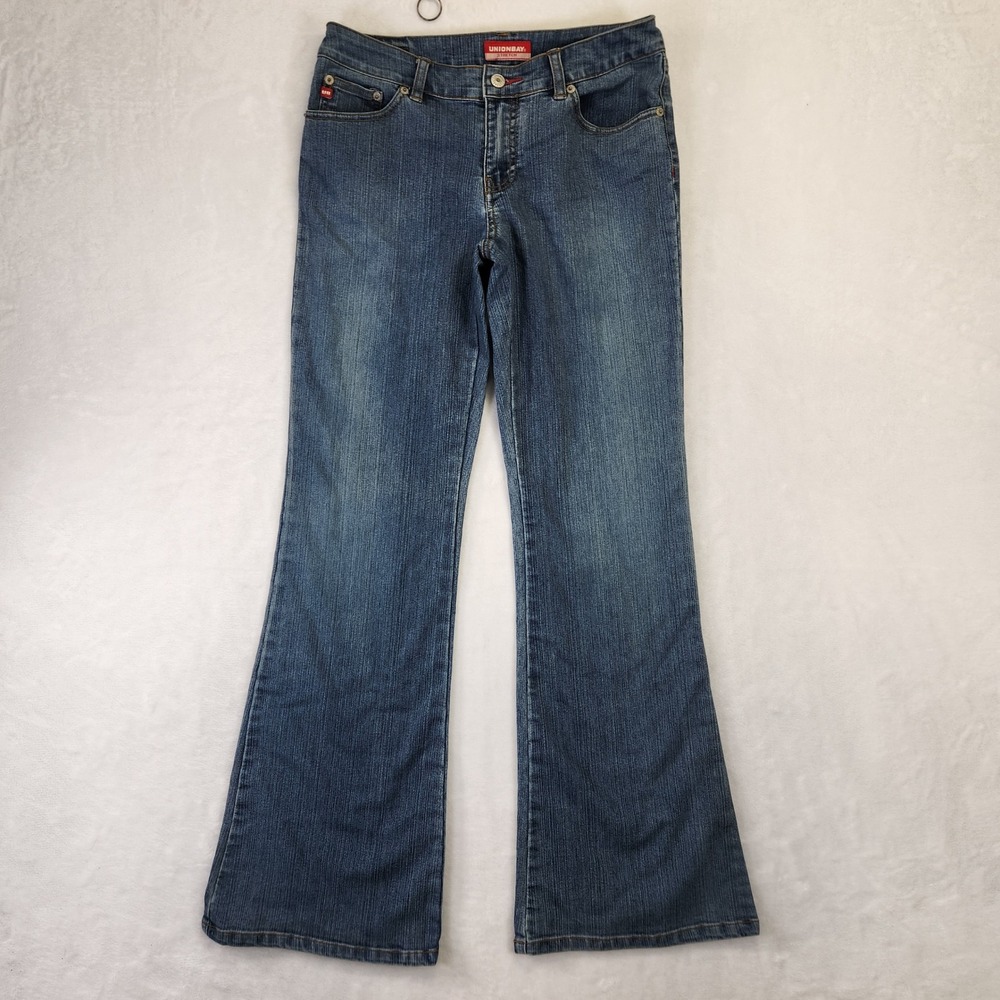 UNIONBAY Stretch Bootcut Jeans Medium Wash Denim Women Size 9 32 - Picture 1 of 8